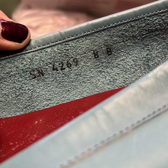 Salvatore Ferragamo Women’s Leather Loafers - Picture 10 of 11